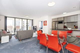 24 Amazing Adelaide Tce 2br 2ba Location - Perth - 2
