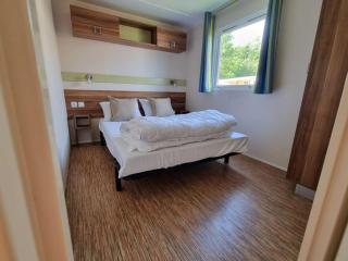 Mobil home confortable avec terrasse pour 4 personnes - API-1-52-754 - Novalaise - 9