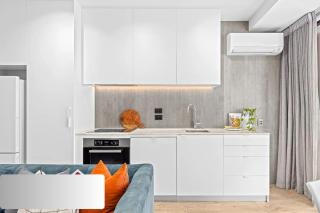 Chic Central Auckland Apartment - 9