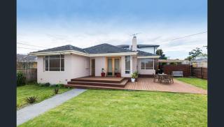 Summer & Winter City Escape - Heatherton - 5