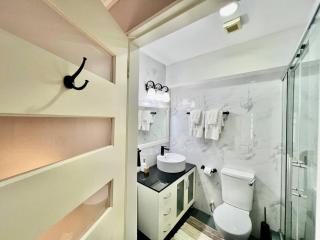 Pineridge Hideaway 1 Bedroom Apartment #1 - Arouca - 3