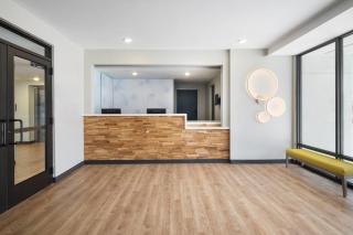 ECHO Suites Extended Stay by Wyndham Houston Pasadena Fwy Pl - 0