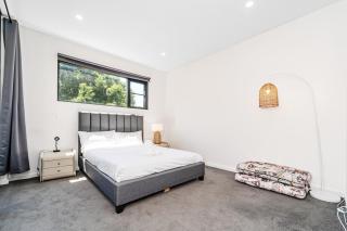 Waterloo 2Br Modern Apartment Nature Park - 2