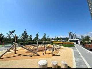 New condo Great amenities Near Skytrain - Coquitlam - 4