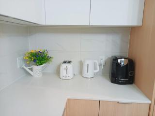New condo Great amenities Near Skytrain - Coquitlam - 2