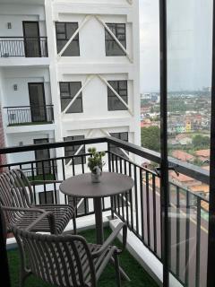 Deluxe 2 Bedroom Condo Royal Oceancrest Mactan - 2