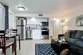 Gorgeous Waterfront! Mermaid's Retreat Wows! - 8