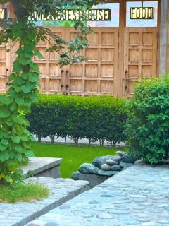 Mountvilla - 2