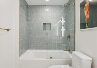 Stylish Downtown Miami Studio Bay Views and Prime Location - 4