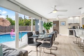 Near Beach Private Pool King Bed - Deerfield Beach - 2