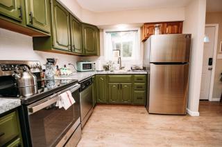 Camp Chicory 4-Season Porch Hot Cocoa Bar - 2