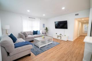 Beautiful Spacious Stylish Near Busch Gardens - Tampa - 6
