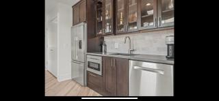 Executive Luxury 3BR Rooftop Downtown - 5