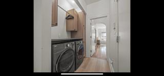Executive Luxury 3BR Rooftop Downtown - 2