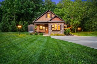 Cottage near Cummins Falls, TN Tech, Burgess Falls - 1