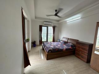 Comfy Stay with a Great view near Oberoi Mall - 2