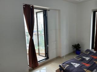 Comfy Stay with a Great view near Oberoi Mall - 1