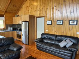 Mountain Bay Log Home - 6