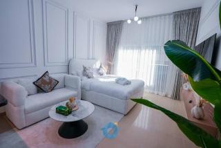 LikeHome Modern Studio Apartment in JVC - 1