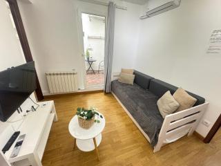 LA TERRAZA DE LAUREL con Aire Acondicionado by Apartamentos Logrono - 8