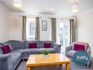 City Centre Townhouse, Sleeps 8, Free Parking - Southampton - 7