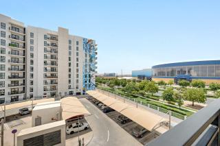 Silkhaus Canal View 1BDR Near Ferrari World - Abu Dhabi - 9