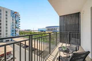 Silkhaus Canal View 1BDR Near Ferrari World - 6