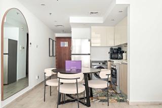 Silkhaus Classic 1BDR Stay in Jumeirah Village - 2