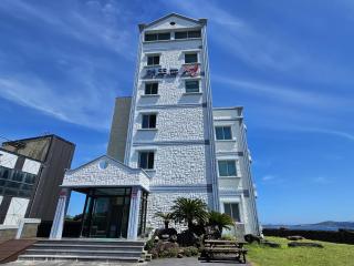 Sunrise Castle Pension - Ojo-ri - 6