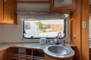 Yeosu Gyeongdo Pension - 8