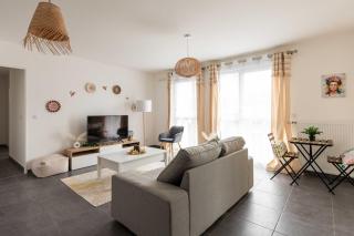 Charming Apartment 2BR 4P - Near to Lyon - Caluire-et-Cuire - 0