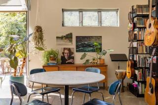 Mid Century Modern Family Home On 25 Acres! - 9