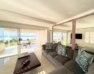 1 Glitter Bay - Panoramic seaviews - Umhlanga Beach access - 3BR Garden unit - Durban - 8