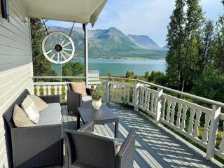 Seaside Retreat in Lyngen-By Traum - Svensby - 2