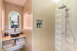 L'Essentiel - Love 5 Etoiles - 3