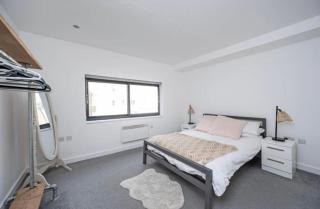 Kings Cross 2 bed 2 bath - 4