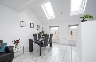 Kings Cross 2 bed 2 bath - 3