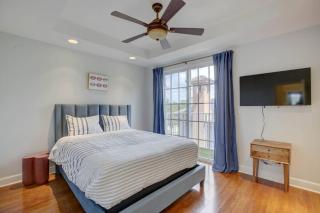 Private Patio Cali King Bed Sleeps 10 - 2