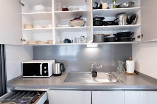 Stylish Retreat Cozy 2br Apt - Istanbul - 3