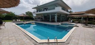 Pegasus Apartments - 7