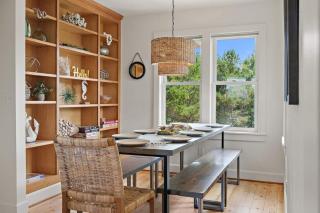 Here Comes the Sun, Steps to the Beach - 4