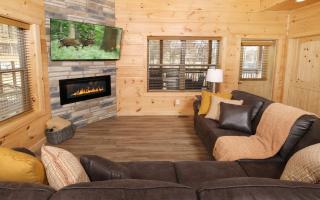 A Pools Paradise - Pigeon Forge - 4
