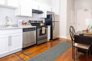 Gaslamp 2bdrm - W Parking & 5 Beds #303 - 1