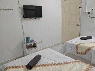DnRoses Inn - 1