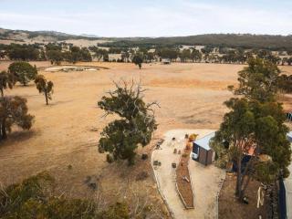 Farm Stay at Sheltered Paddock X by Tiny Away - - 7