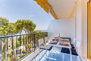 LE BOIS JOLI AP4477 By Riviera Holiday Homes - 5