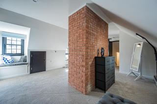 Airy & Spacious Modern Farmhouse - Reisterstown - 3