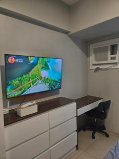 Hotel Style Studio with Pool View & Fast Wi-Fi 4pax - Cebu City - 7