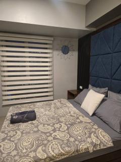 Hotel Style Studio with Pool View & Fast Wi-Fi 4pax - Cebu City - 1