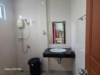 NW House - 9